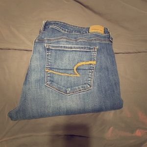 AMERICAN EAGLE SKINNY JEANS SIZE 18 SHORT Womens